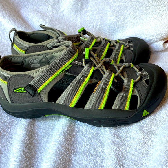 Keen sandals - Picture 3 of 3